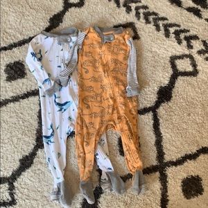 2 Burt’s Bees zipper with footie pajamas